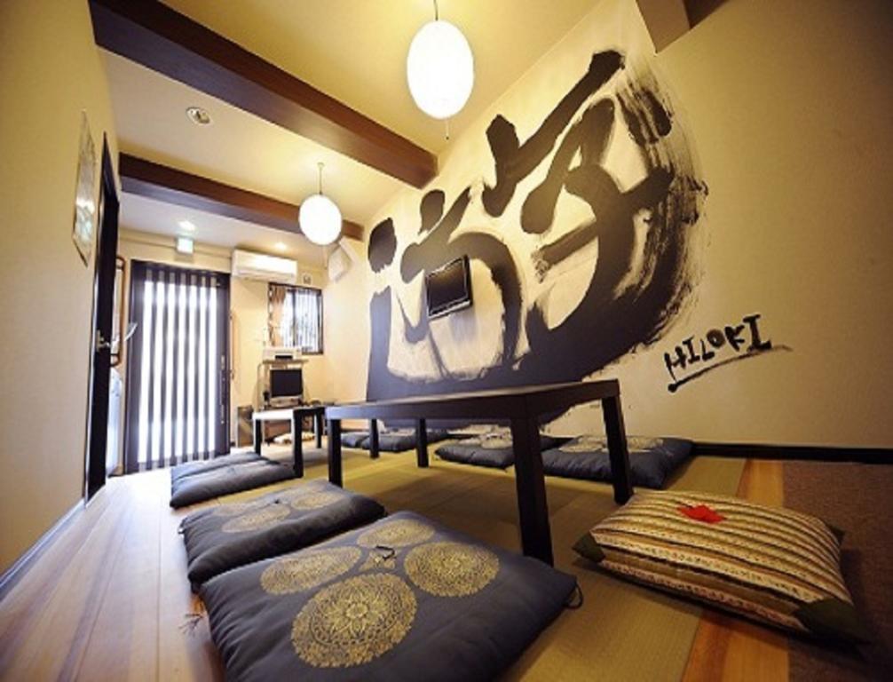 Kyoto Guest House Hannari Buitenkant foto